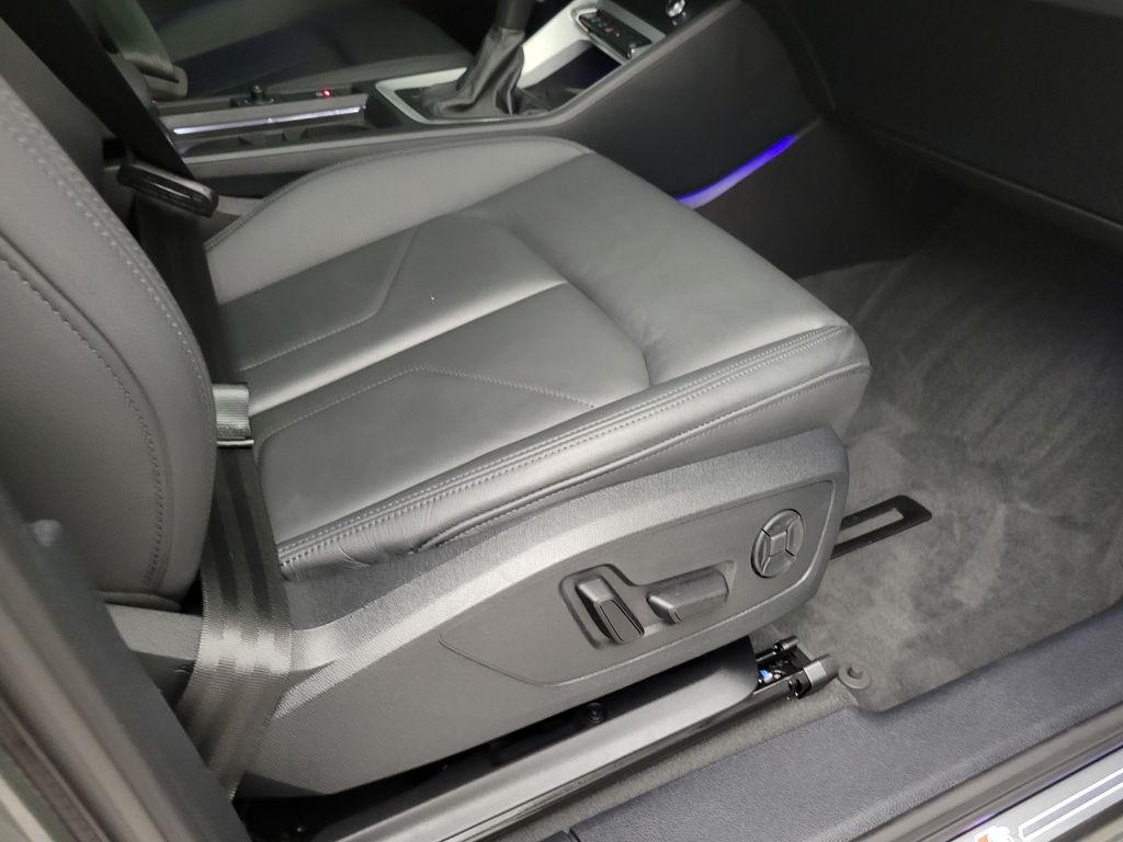 Thumbnail: 2023 Audi Q3 - 14