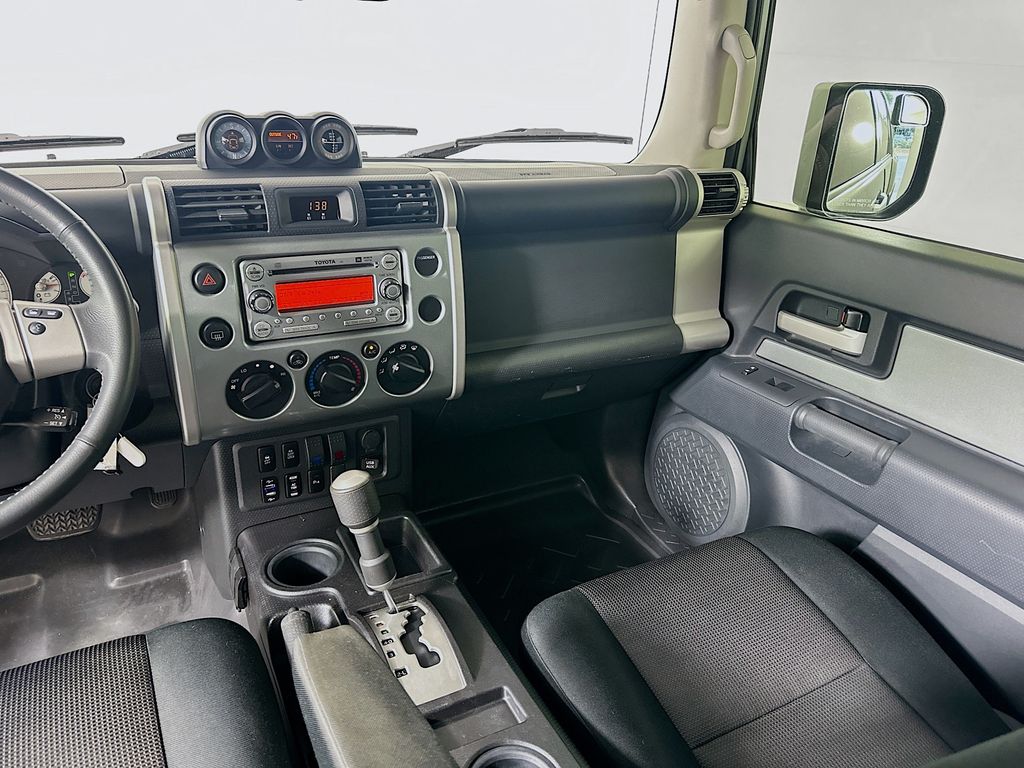 Thumbnail: 2012 Toyota FJ Cruiser - 22