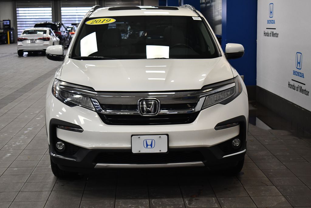 Thumbnail: 2019 Honda Pilot - 11