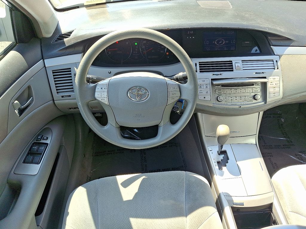 Thumbnail: 2008 Toyota Avalon - 11
