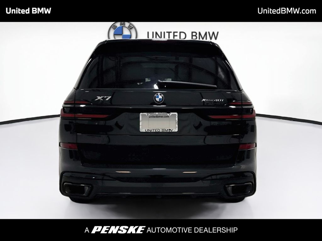 Thumbnail: 2027 BMW X7 - 6
