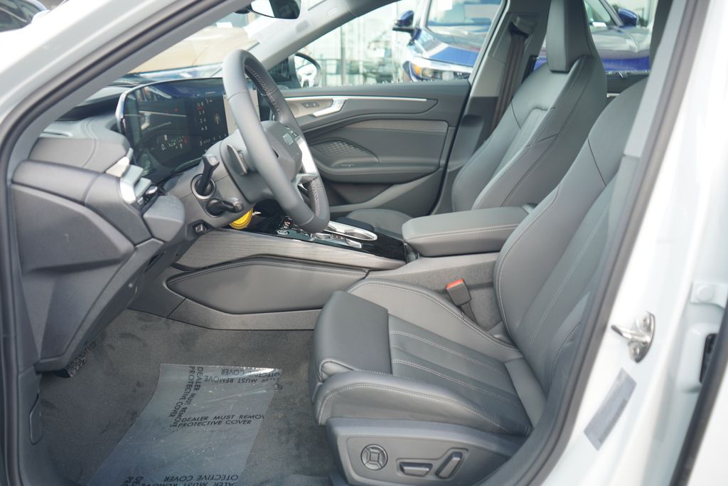 Thumbnail: 2026 Audi A6 - 6