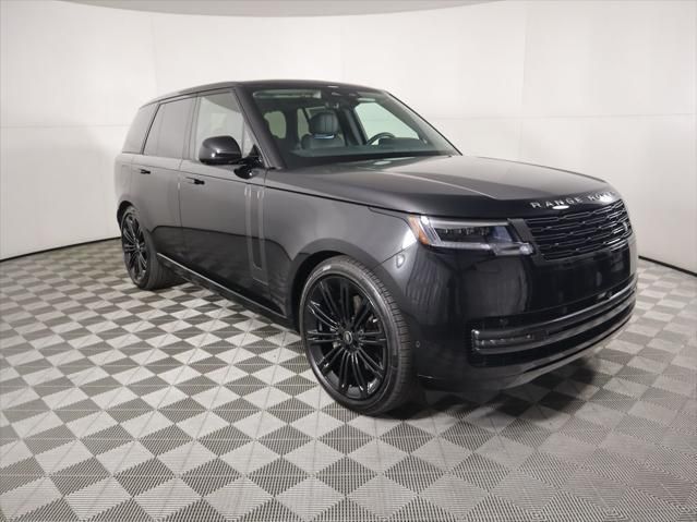 Thumbnail: 2025 Land Rover Range Rover - 3