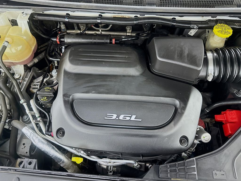 Used Car 2019 Chrysler Pacifica  Limited For Sale Under $20,000 In Austin, Texas