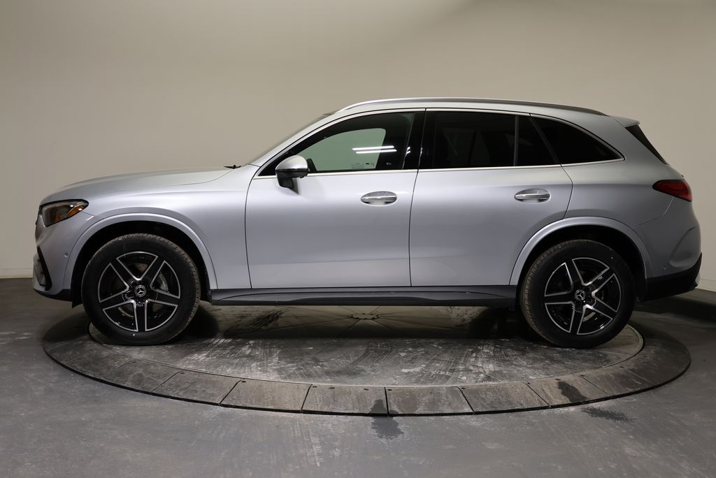 Thumbnail: 2026 Mercedes-Benz GLC - 4