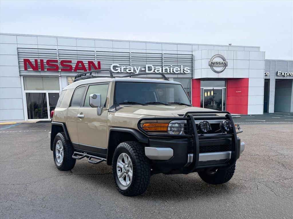 2013 Toyota FJ Cruiser 2WD