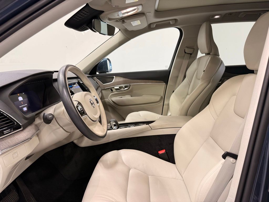 Thumbnail: 2024 Volvo XC90 - 10