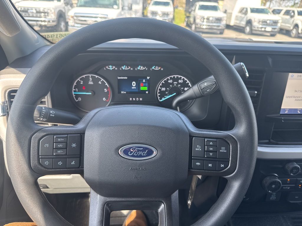 2026 Ford F-350 Chassis XL