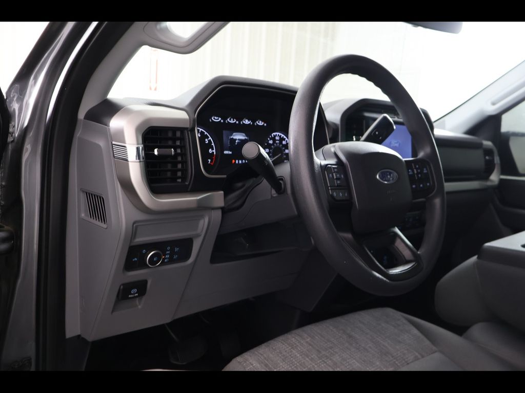 2022 Ford F-150 XLT - Photo 11