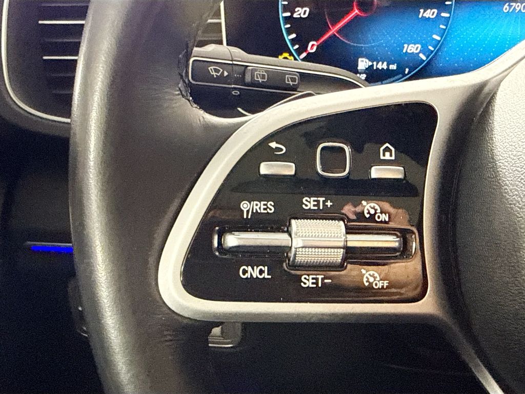 Thumbnail: 2021 Mercedes-Benz GLE - 11