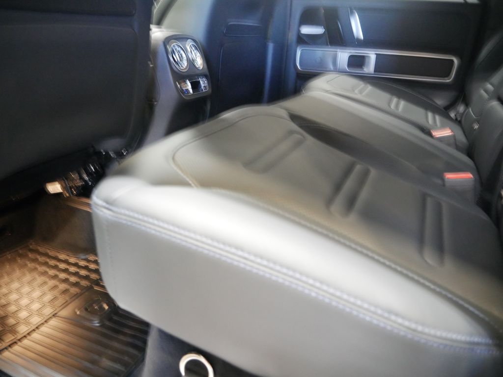 Thumbnail: 2026 Mercedes-Benz G-Class - 22