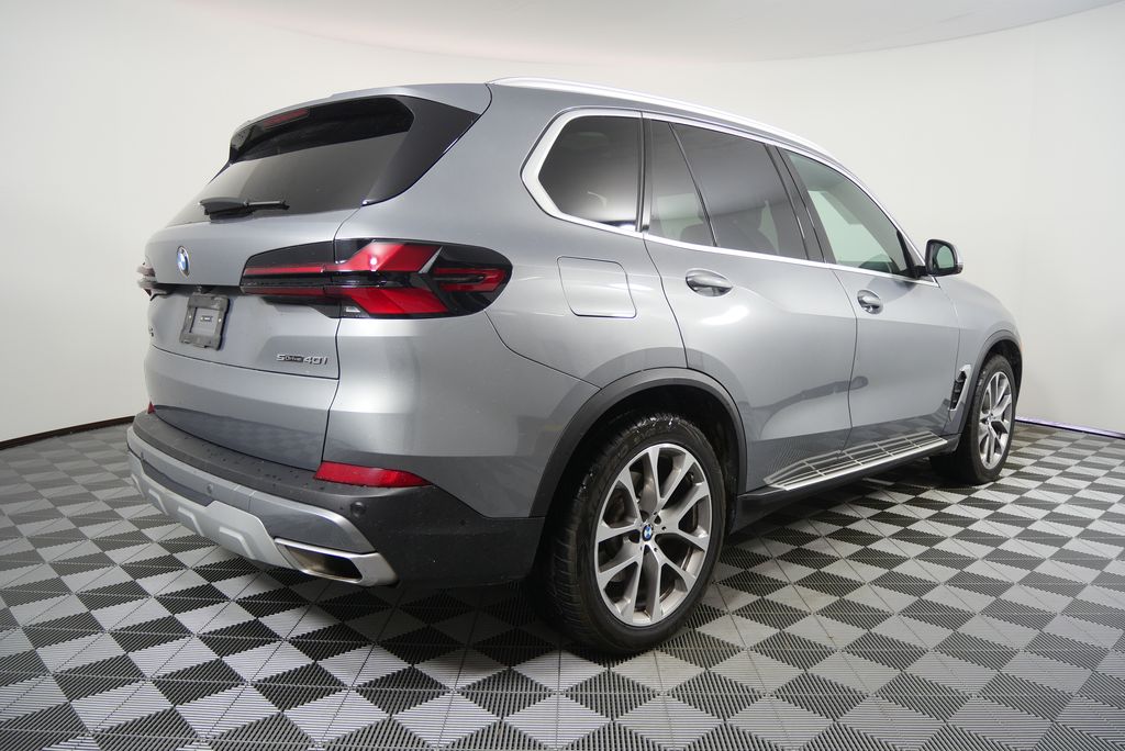 Thumbnail: 2024 BMW X5 - 3