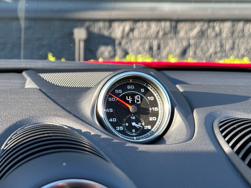 Thumbnail: 2025 Porsche 718 Cayman - 32