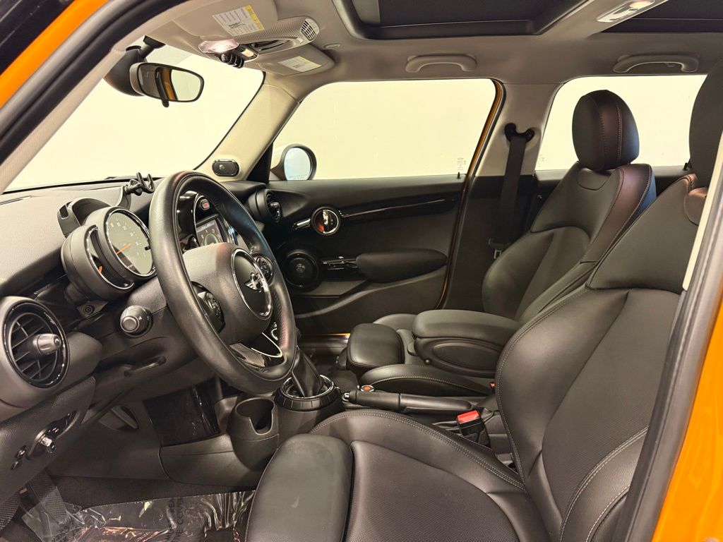 Thumbnail: 2017 MINI Cooper - 12