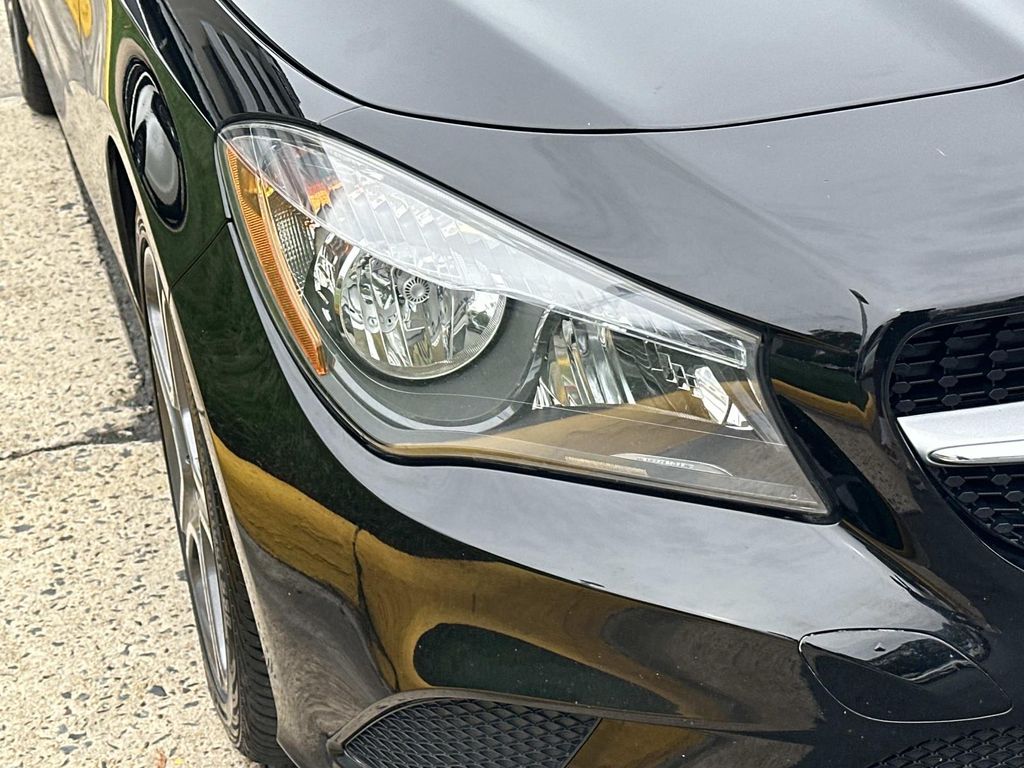 Thumbnail: 2014 Mercedes-Benz CLA - 4