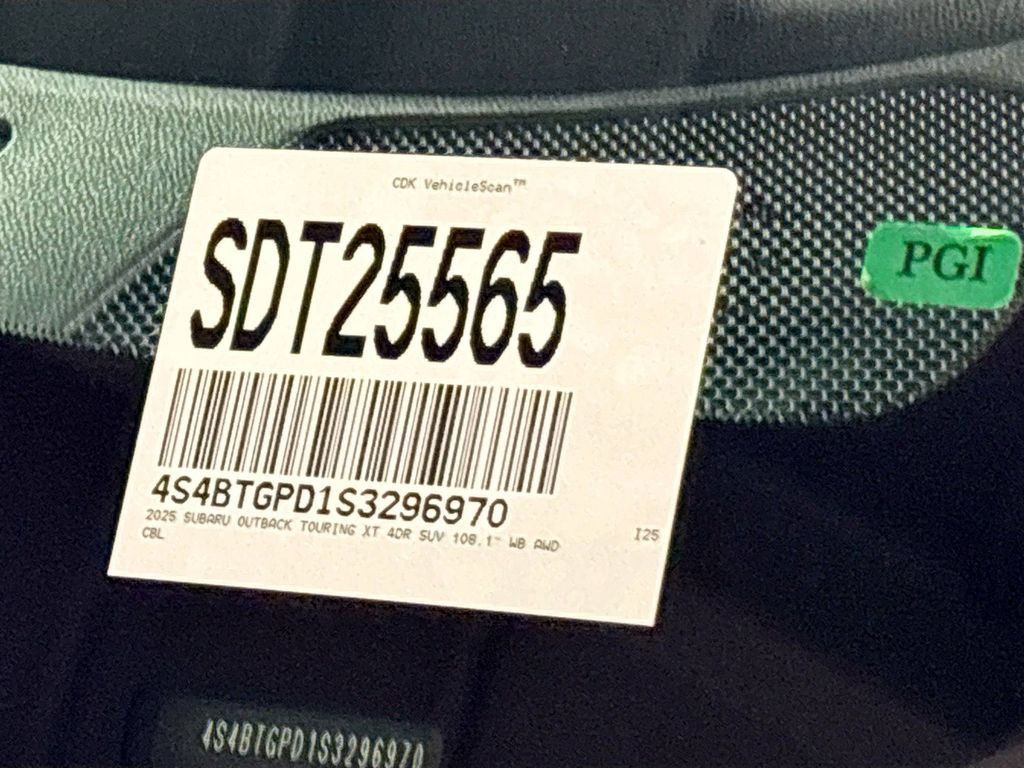 2025 Subaru Outback Touring XT