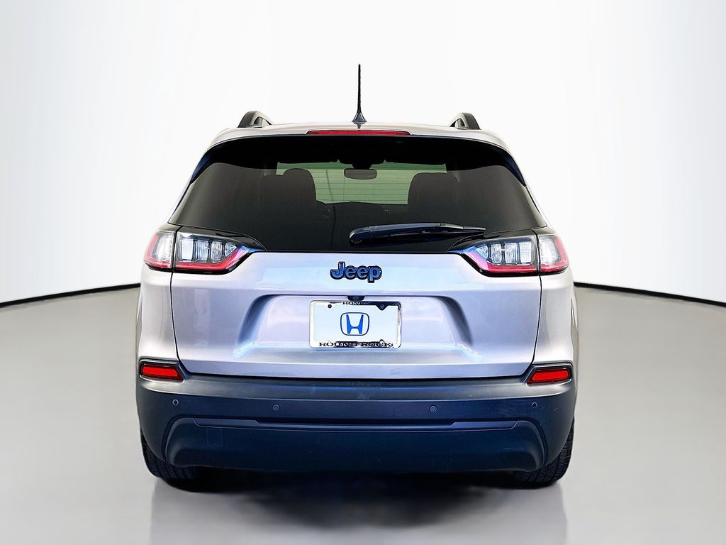 Thumbnail: 2019 Jeep Cherokee - 6