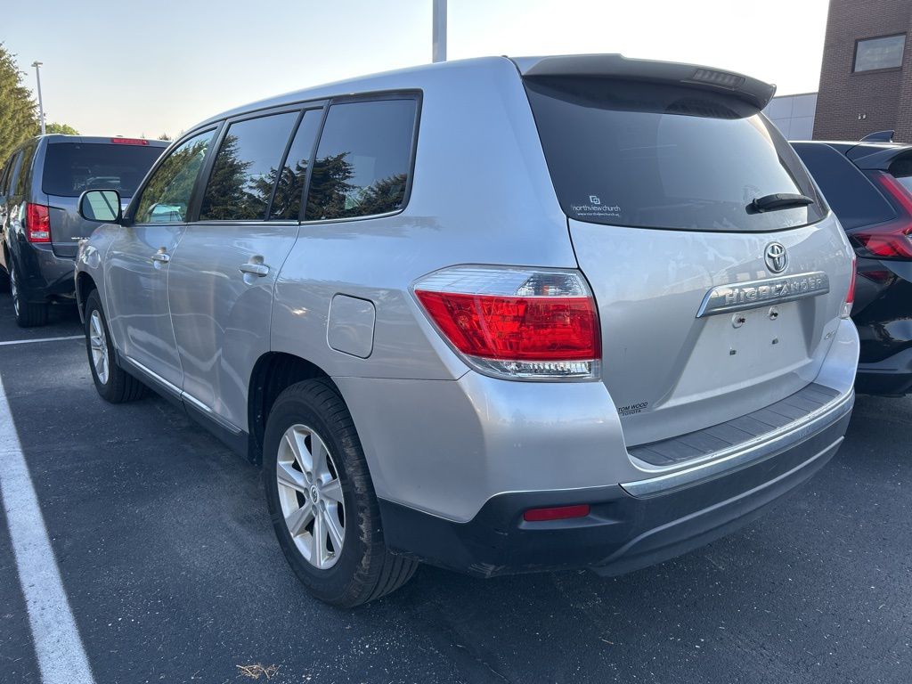 Thumbnail: 2012 Toyota Highlander - 2