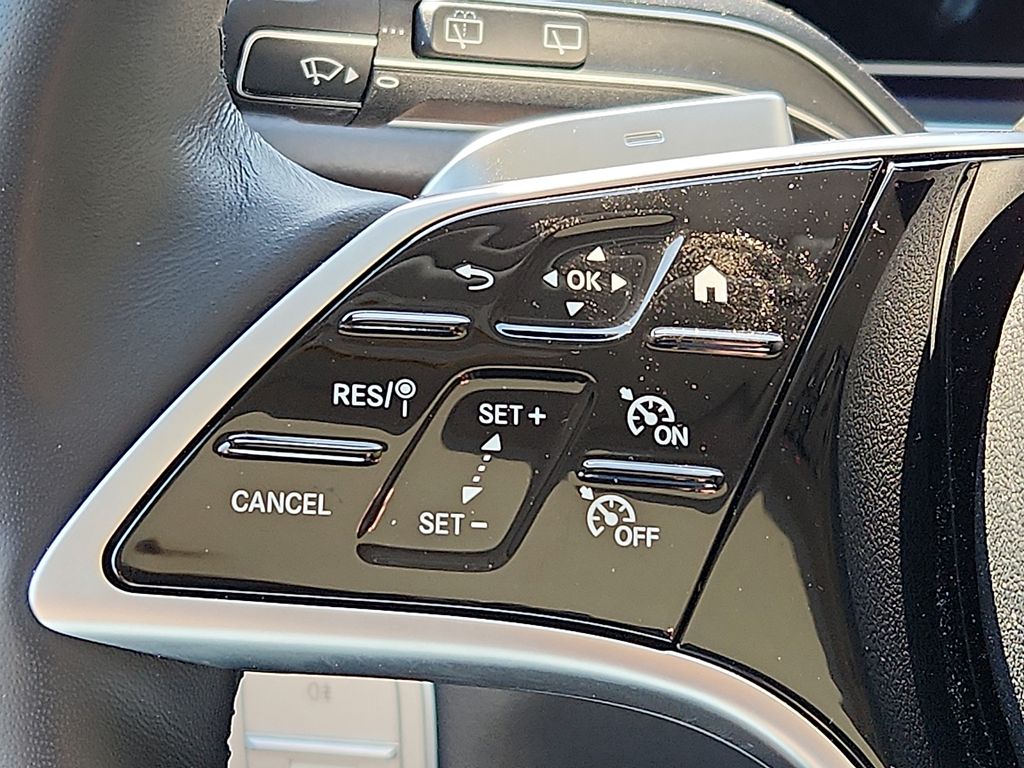 Thumbnail: 2025 Mercedes-Benz GLE - 21