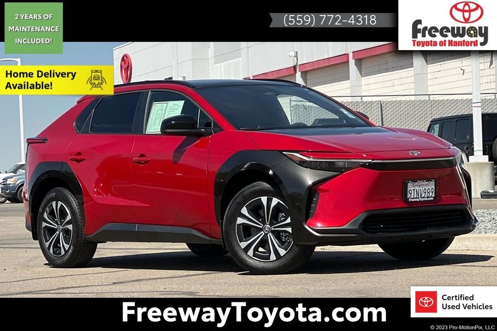  2025 Toyota bZ4X XLE AWD   