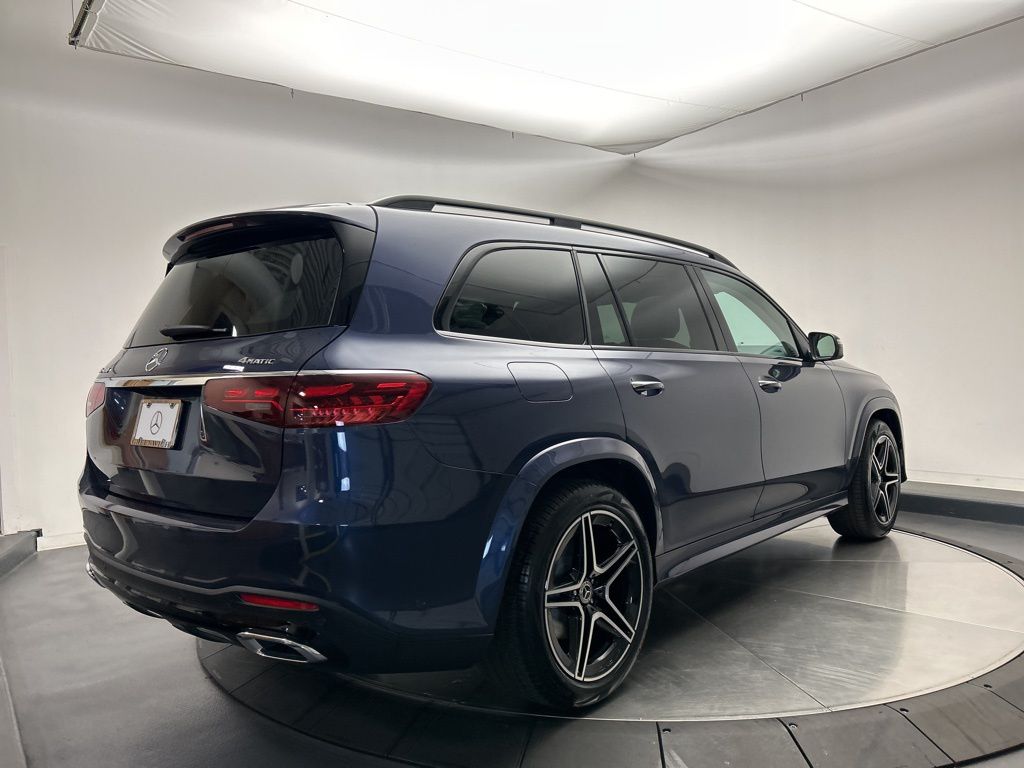 Thumbnail: 2026 Mercedes-Benz GLS - 7