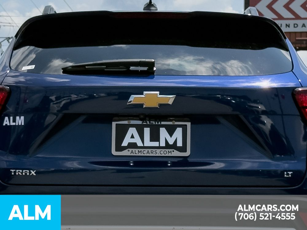 Used 2024 Blue Chevrolet LT image 6