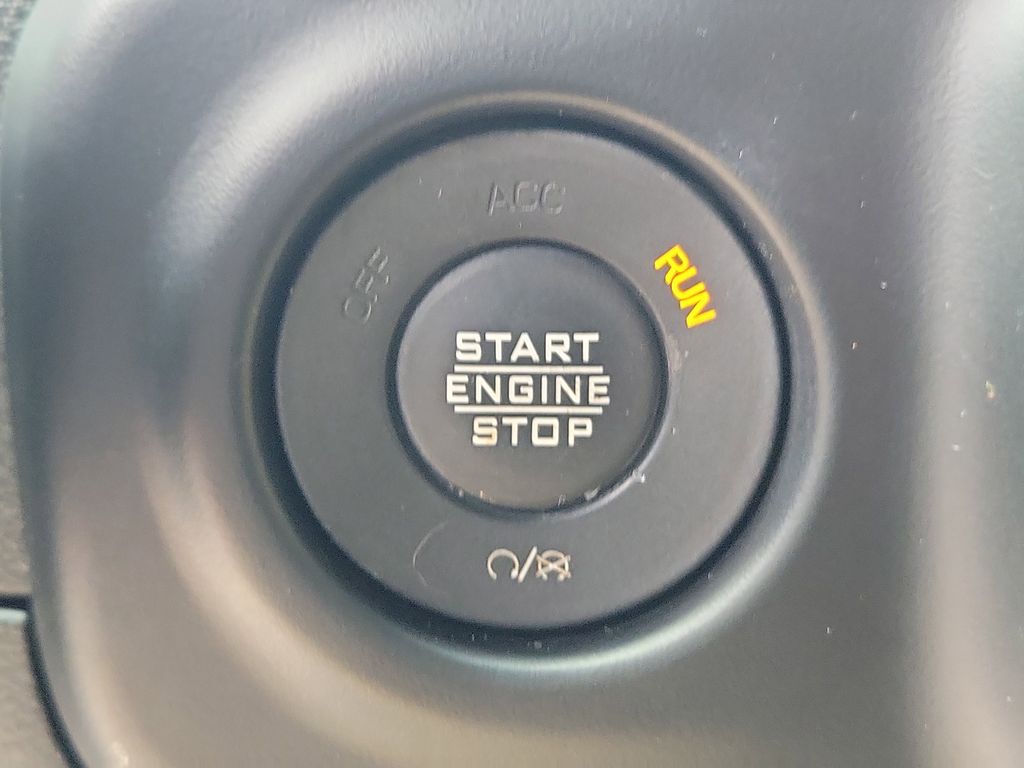 2020 Jeep Wrangler Unlimited Black and Tan - Photo 30