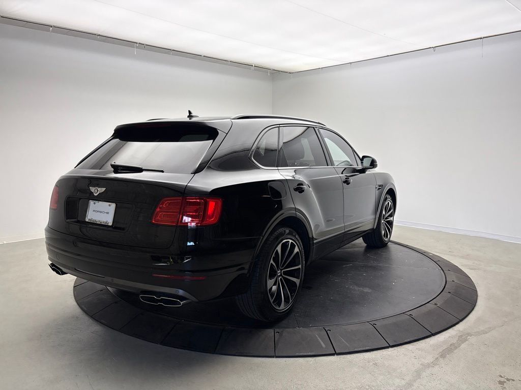 Thumbnail: 2019 Bentley Bentayga - 5