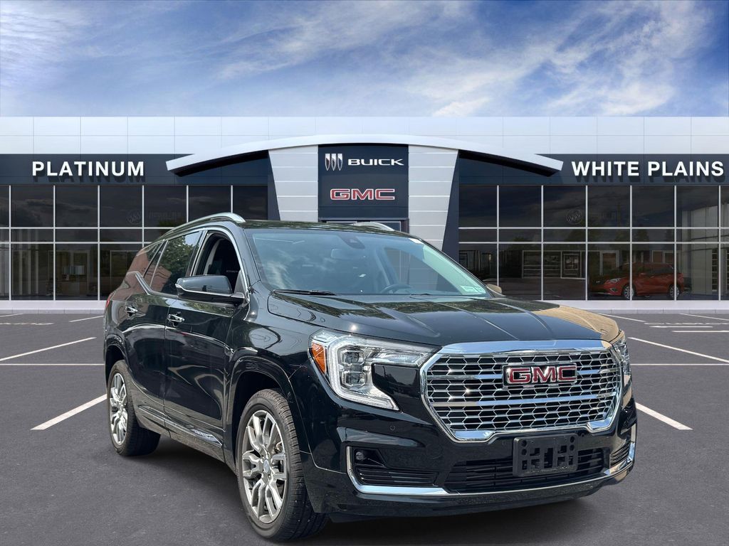  2024 GMC Terrain Denali AWD   
