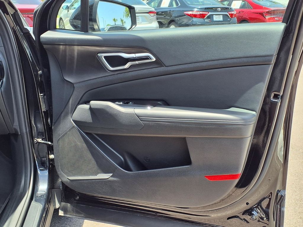 Used 2025 Kia Sportage SUV