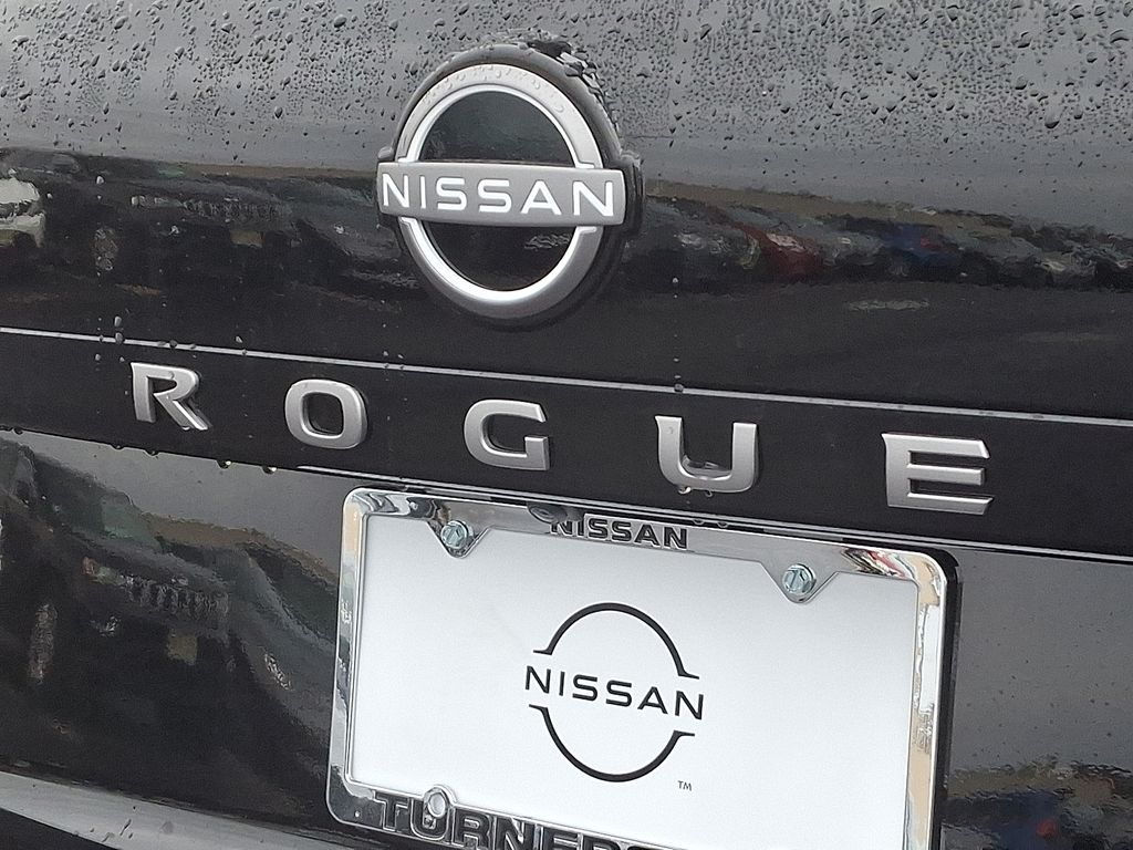 Thumbnail: 2026 Nissan Rogue - 10