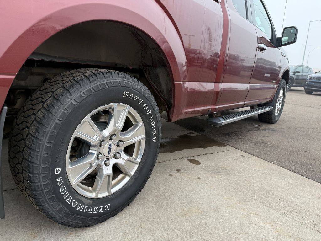 Used 2017 Brown Ford XLT image 18