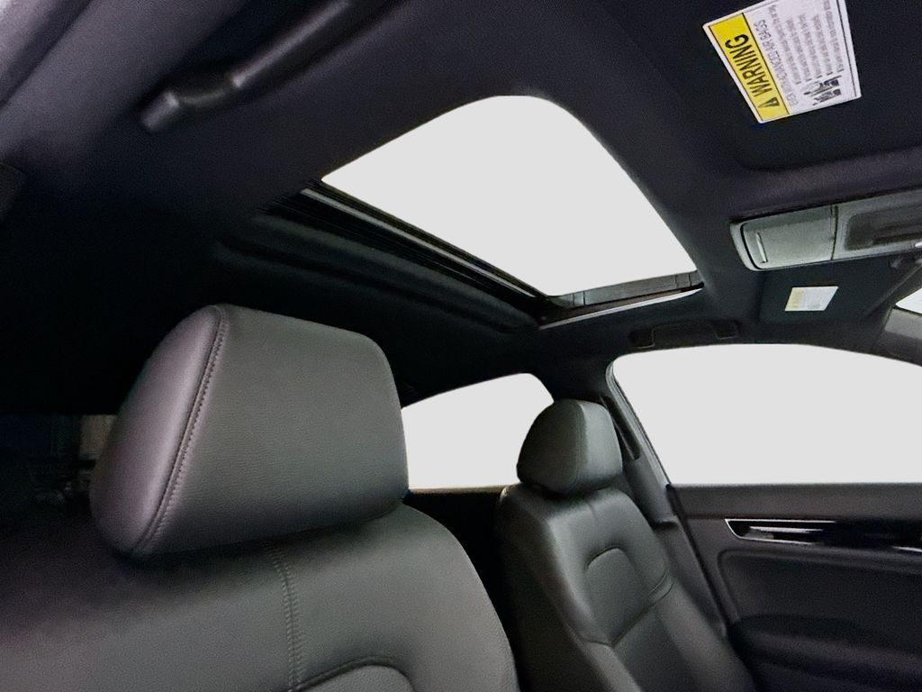 Thumbnail: 2025 Honda Civic - 18
