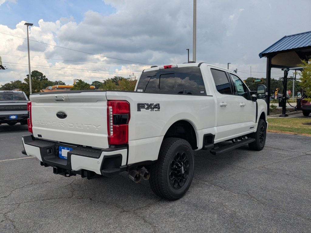 2025 Ford F-350 Super Duty Lariat