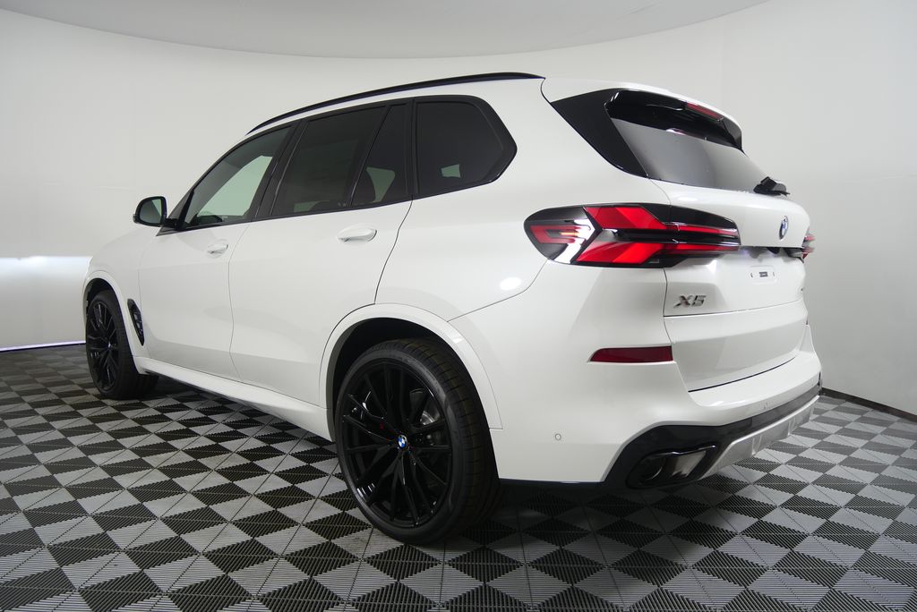 Thumbnail: 2026 BMW X5 - 5