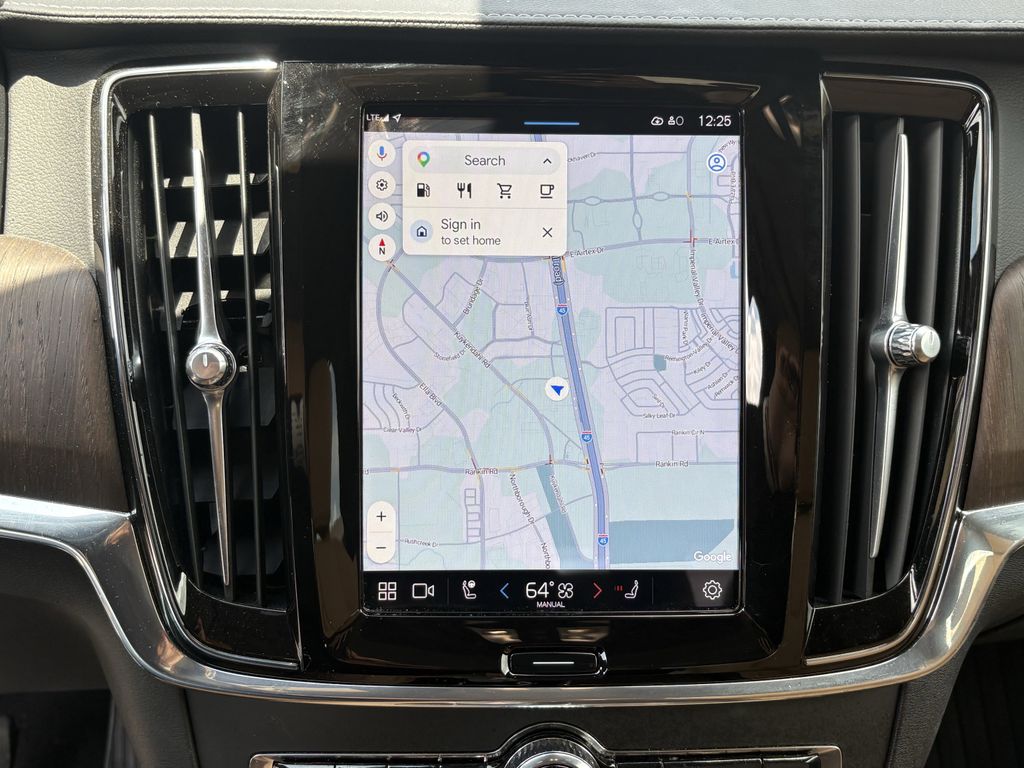 Used 2023 Denim Blue Metallic Volvo Ultimate image 19