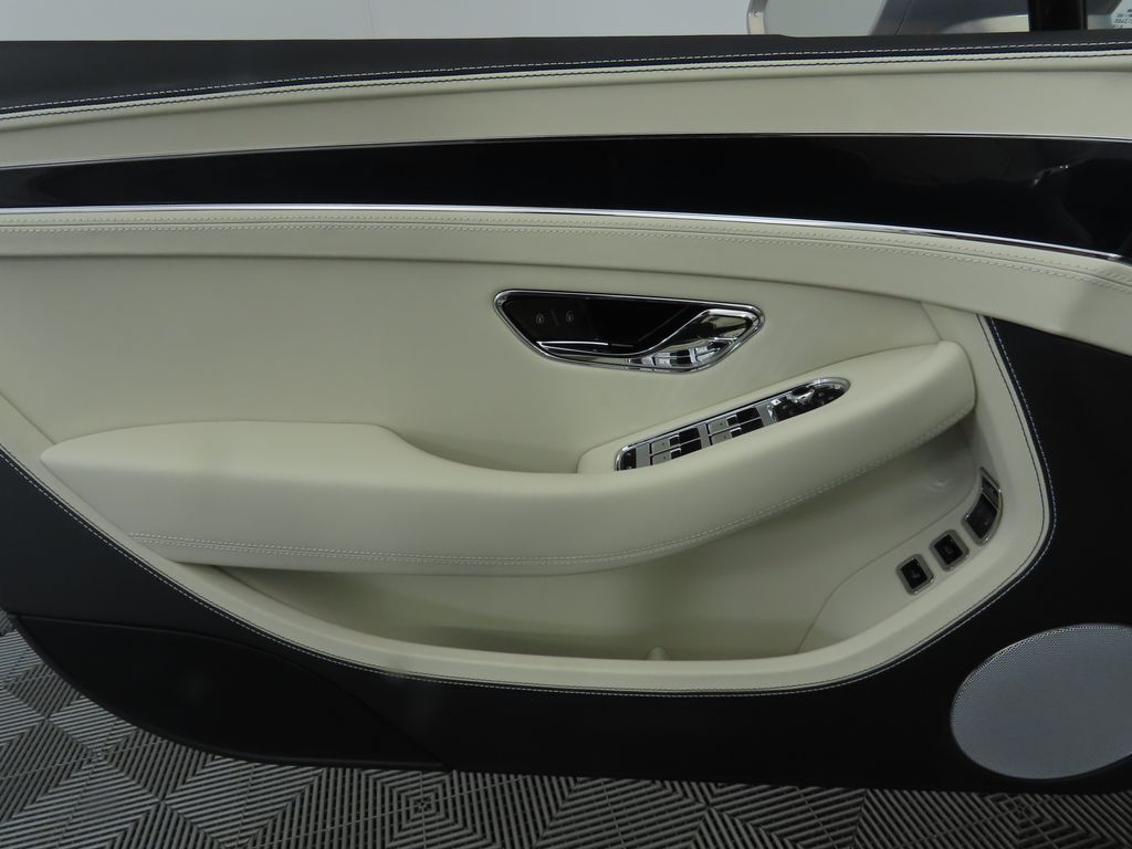 Thumbnail: 2025 Bentley Continental - 32