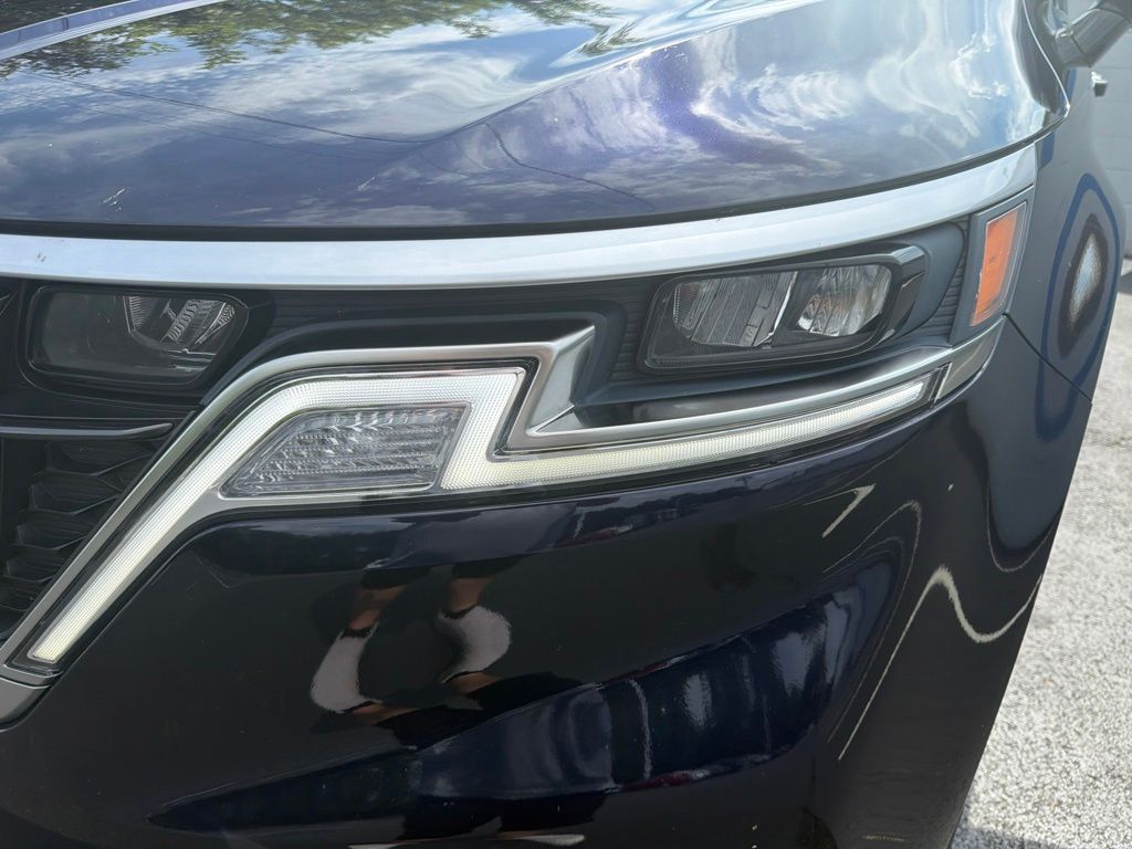 Thumbnail: 2024 Kia Carnival - 9