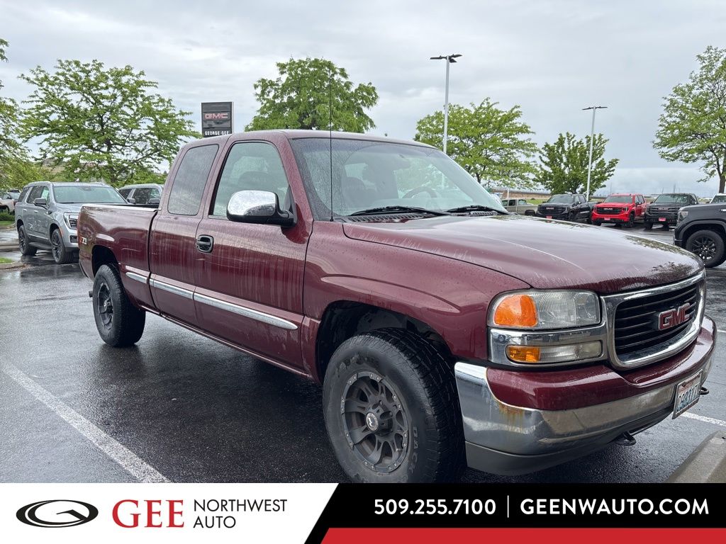 2001 GMC Sierra's photo