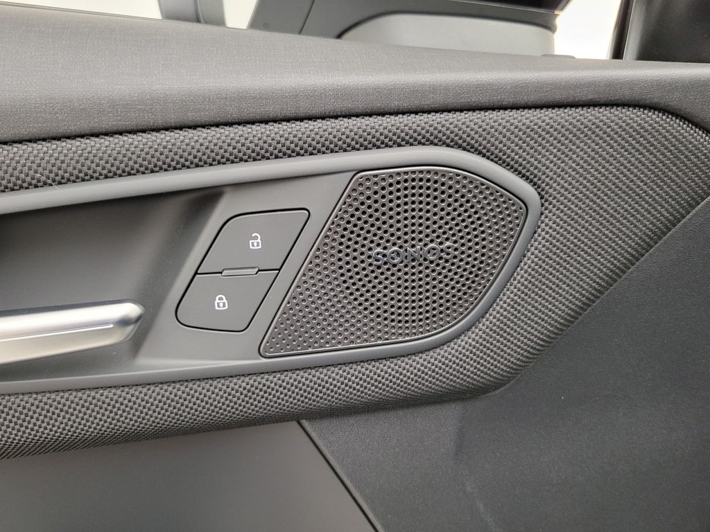 Thumbnail: 2026 Audi Q3 - 31