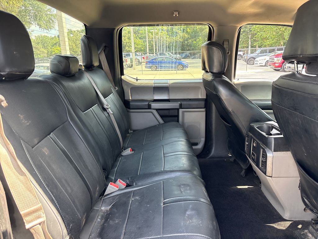 Used 2018 Black Ford  image 29