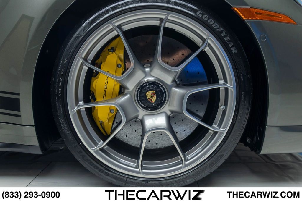 2023 Porsche 911