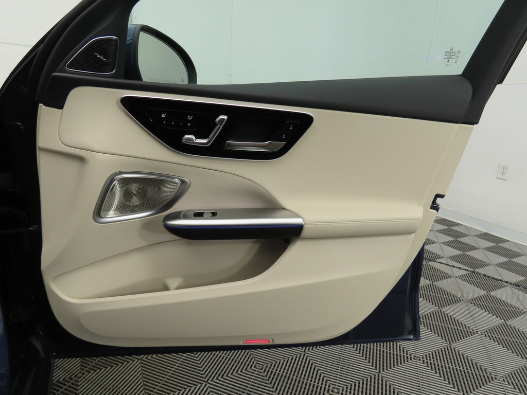 Thumbnail: 2025 Mercedes-Benz C-Class - 27