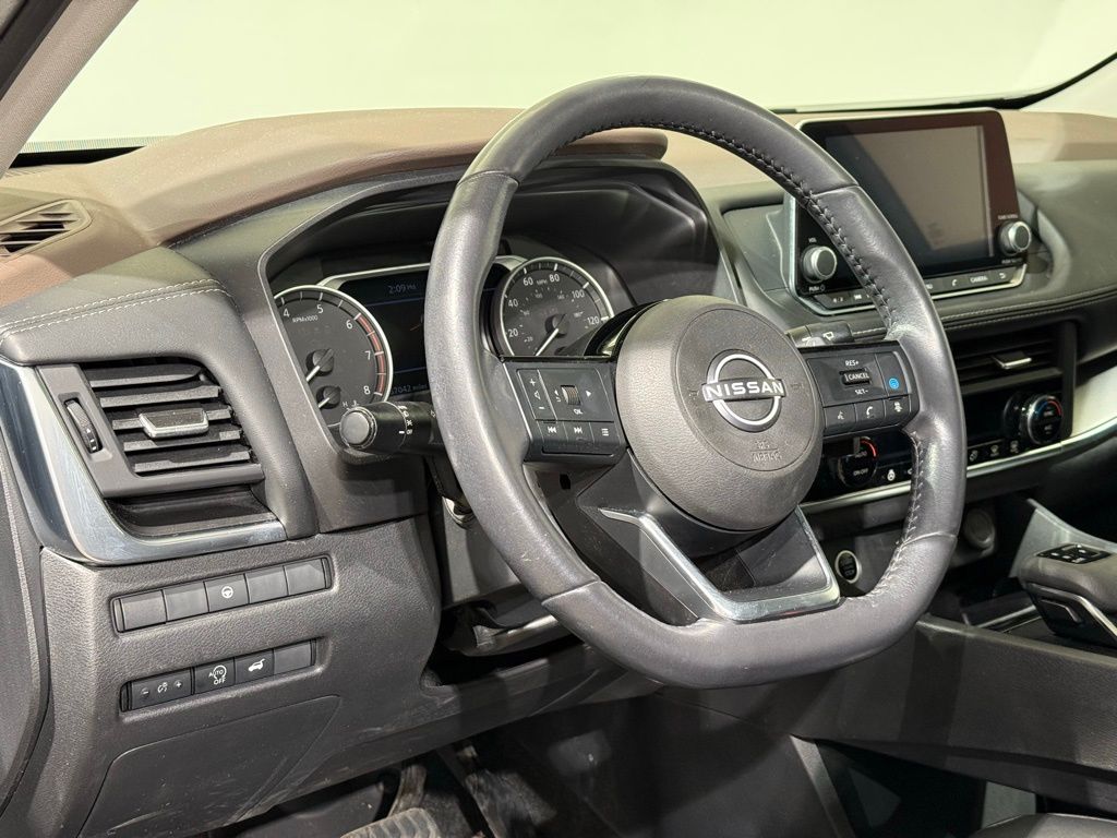 Thumbnail: 2023 Nissan Rogue - 12