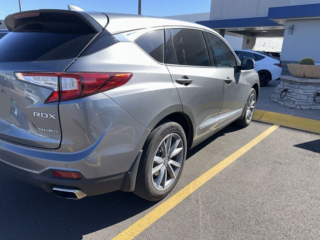 Thumbnail: 2024 Acura RDX - 5