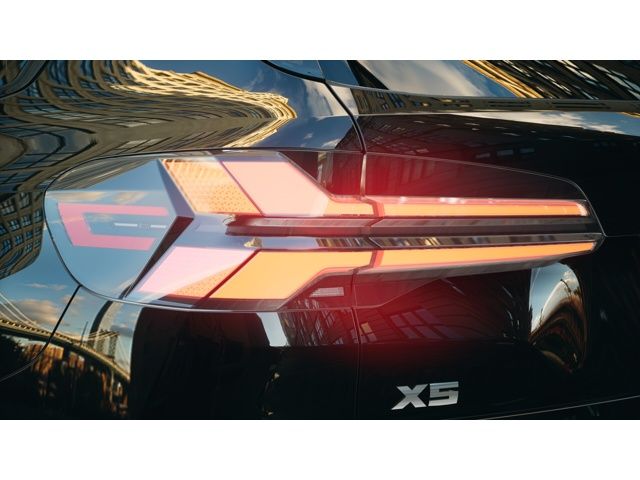 Thumbnail: 2026 BMW X5 - 8