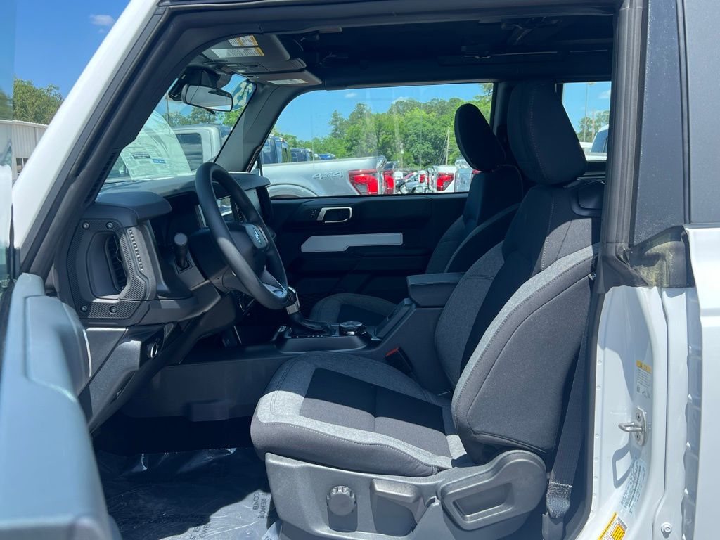 2025 Ford Bronco Base - 3