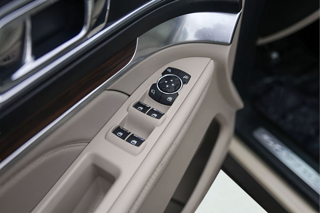 Used Car 2018 Ford Explorer  Limited For Sale Under $25,000 In Austin, Texas