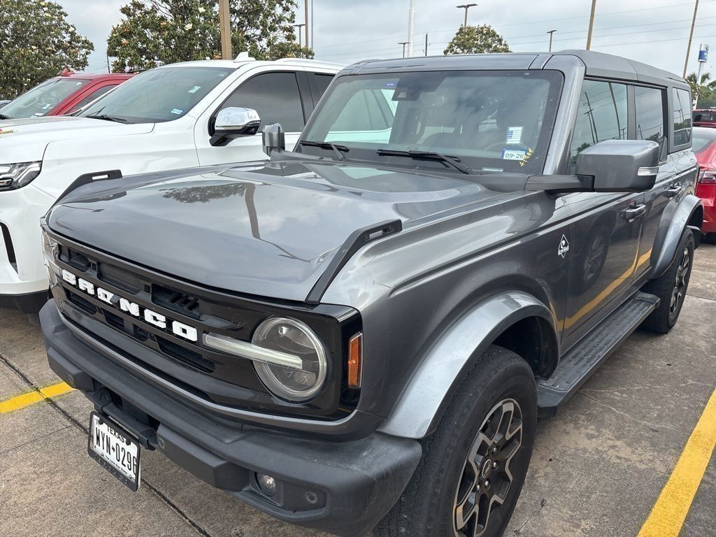 2022 Ford Bronco Outer Banks Gray at AutoSavvy Houston Southwest