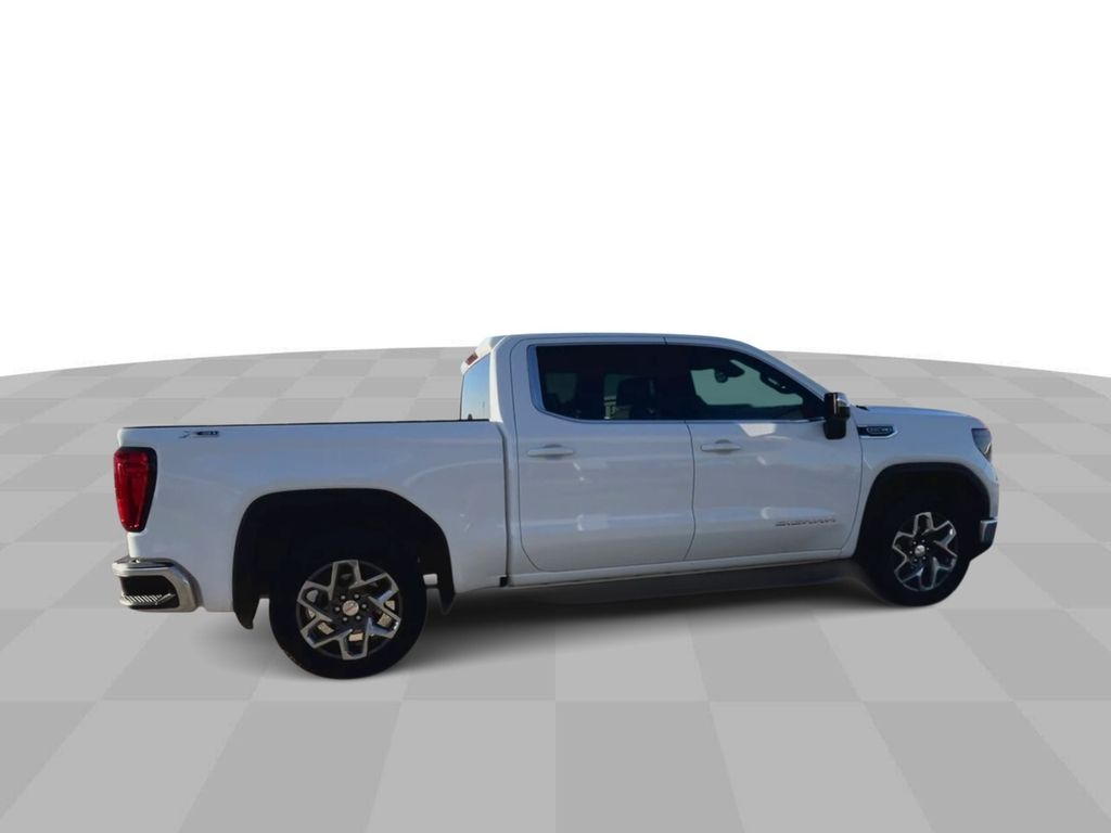 2023 GMC Sierra 1500 SLE 9